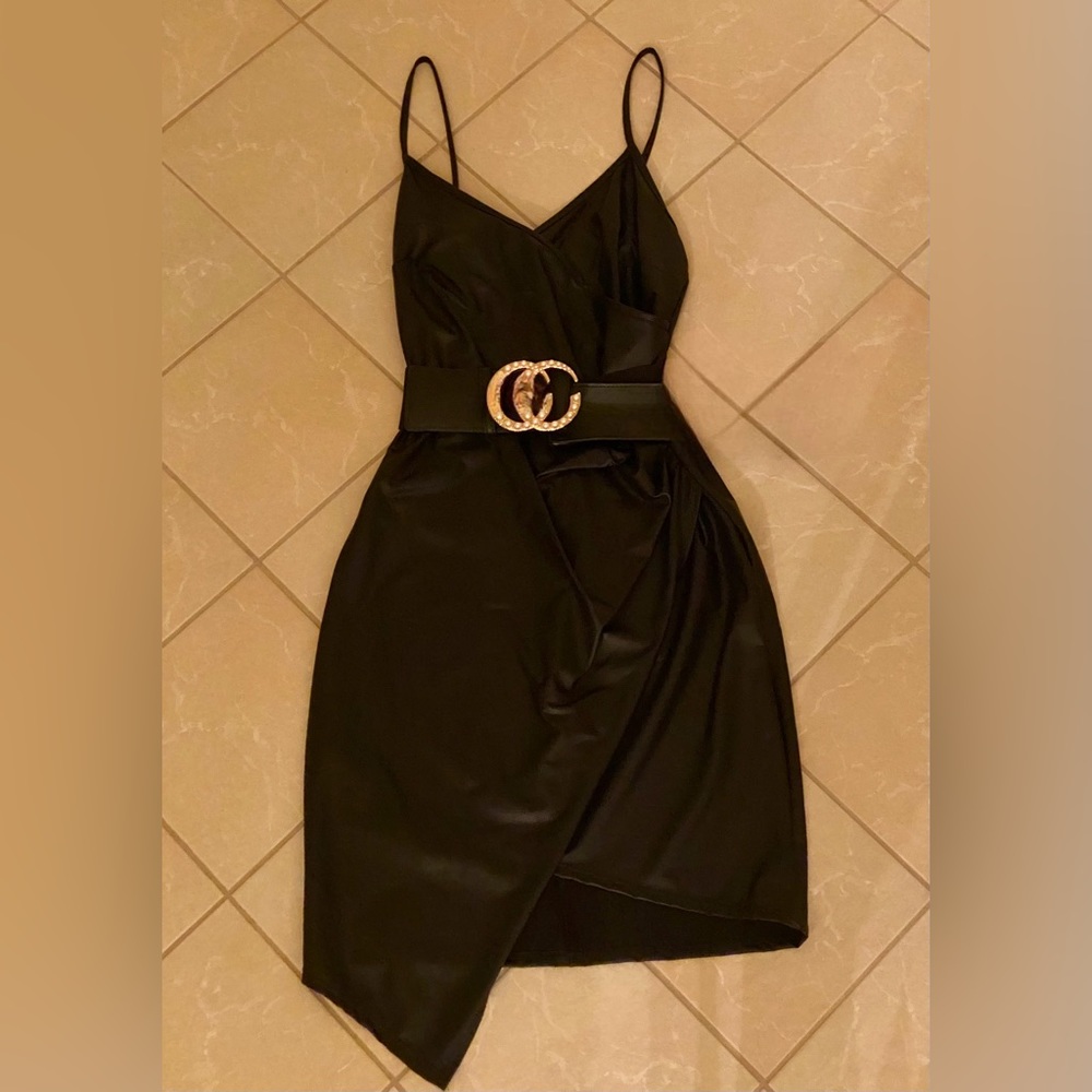 Beautiful black dress